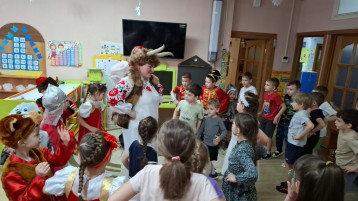 Старый Новый год - праздник, от которого веет духом старой Руси и традициями. Старый Новый год - праздник, от которого веет духом старой Руси и традициями.
