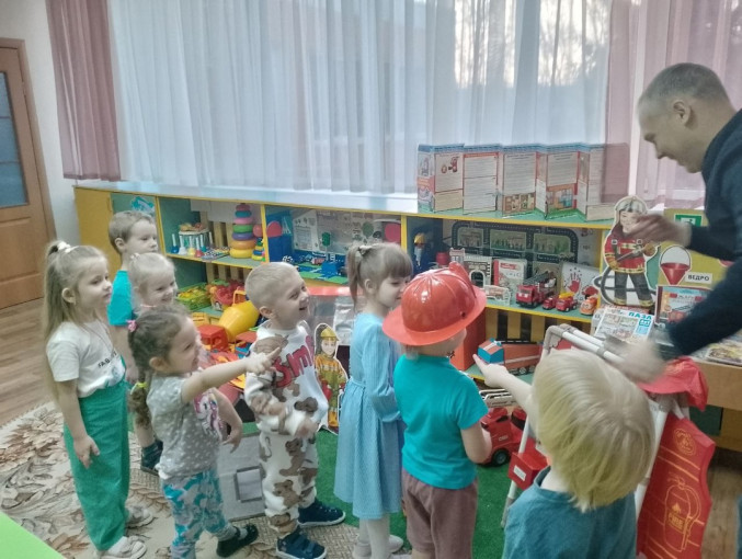 Осторожно, огонь! Осторожно, огонь!.